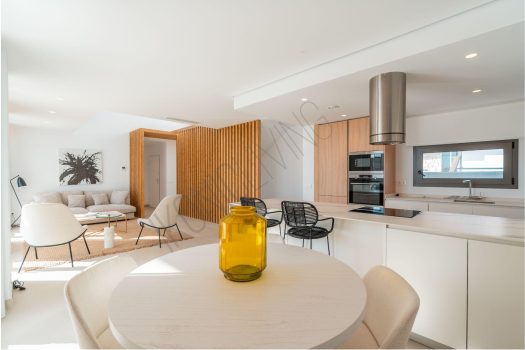 Turnkey villa’s in Finestrat met uitzicht op de skyline van Benidorm