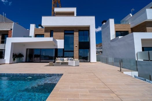 Luxe vrijstaande villa’s in Finestrat met zeezicht en infinity pool