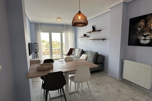 Uniek appartement met zeezicht in El Campello, Costa Blanca.